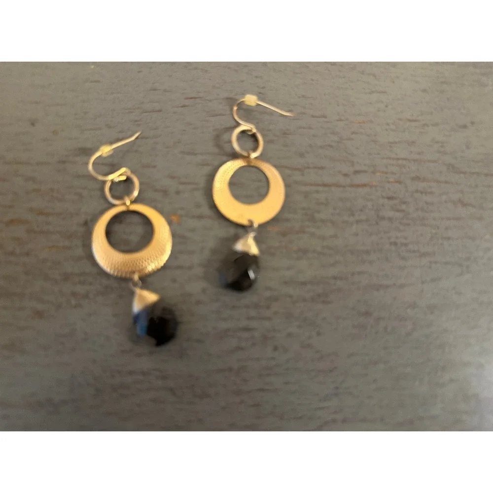 Vintage Gold Tone Textured Circle Drop Earrings Black Faceted Teardrop Dangle